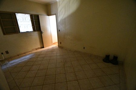 Casa à venda com 187m², 3 quartos e 2 vagasQuarto 3 - Suíte