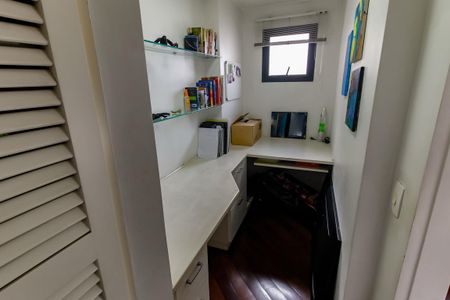 Apartamento à venda com 114m², 3 quartos e 3 vagasEscritório