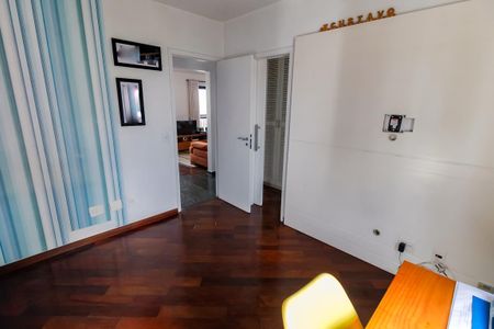 Apartamento à venda com 114m², 3 quartos e 3 vagasQuarto