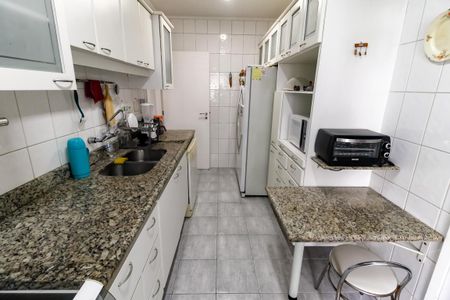 Apartamento à venda com 114m², 3 quartos e 3 vagasCozinha