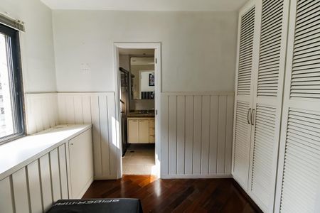 Apartamento à venda com 114m², 3 quartos e 3 vagasSuíte 2