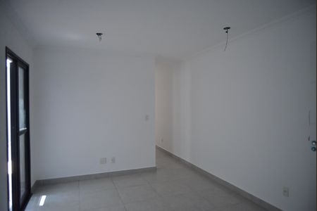 Sala de apartamento à venda com 2 quartos, 65m² em Vila Guarani, Santo André