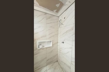 Apartamento à venda com 65m², 2 quartos e 1 vaga Apartamento à venda com 65m², 2 quartos e 1 vagaBanheiro da Suíte