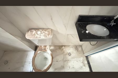 Apartamento à venda com 65m², 2 quartos e 1 vaga Apartamento à venda com 65m², 2 quartos e 1 vagaBanheiro Corredor