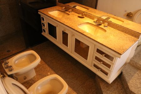 Apartamento para alugar com 428m², 3 quartos e 3 vagasBanheiro da Suíte 3