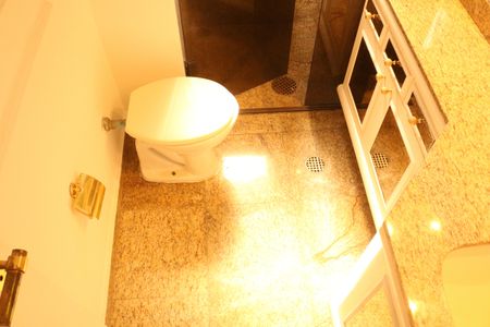 Apartamento para alugar com 428m², 3 quartos e 3 vagasBanheiro 1