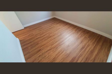 Apartamento à venda com 46m², 2 quartos e 1 vagaQuarto 2