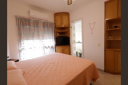 Apartamento à venda com 230m², 4 quartos e 4 vagasSuíte 1