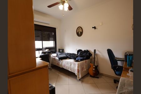 Apartamento à venda com 230m², 4 quartos e 4 vagasSuíte 3