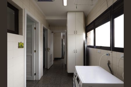 Apartamento à venda com 230m², 4 quartos e 4 vagasÁrea de Serviço