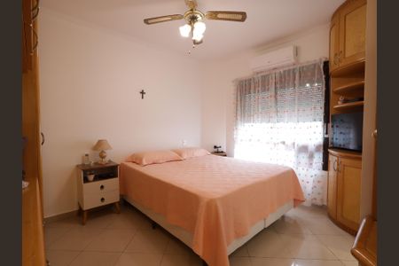 Apartamento à venda com 230m², 4 quartos e 4 vagasSuíte 1