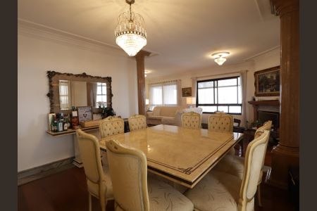 Apartamento à venda com 230m², 4 quartos e 4 vagasSala de Jantar