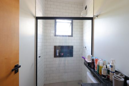 Apartamento à venda com 105m², 2 quartos e 1 vagaBanheiro Social