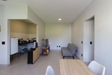 Apartamento à venda com 105m², 2 quartos e 1 vagaSala