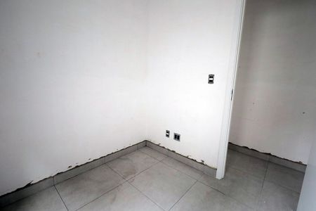 Apartamento à venda com 94m², 2 quartos e 1 vagaQuarto 2