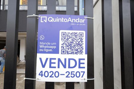 Apartamento à venda com 94m², 2 quartos e 1 vagaPlaca instalada