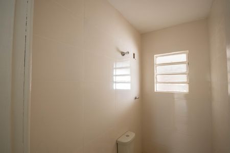 Casa à venda com 60m², 1 quarto e 1 vaga Casa à venda com 60m², 1 quarto e 1 vagaBanheiro