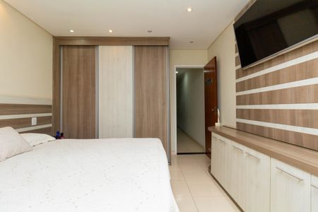 Casa à venda com 102m², 3 quartos e 2 vagas Casa à venda com 102m², 3 quartos e 2 vagasQuarto 3 - suíte