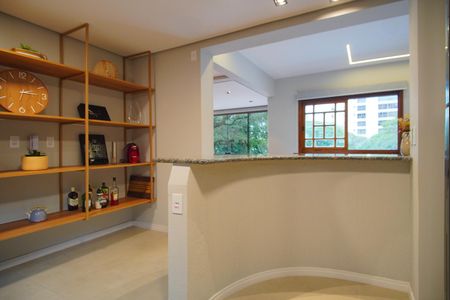 Apartamento à venda com 110m², 2 quartos e 2 vagasCozinha