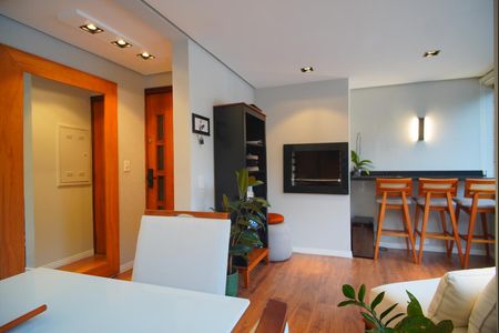 Apartamento à venda com 110m², 2 quartos e 2 vagasSala