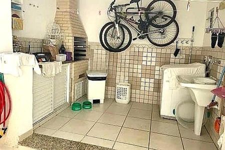 Casa à venda com 200m², 3 quartos e 2 vagas