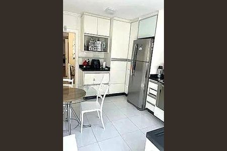 Casa à venda com 200m², 3 quartos e 2 vagas