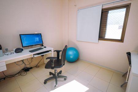 Apartamento para alugar com 96m², 3 quartos e 2 vagasQuarto 2