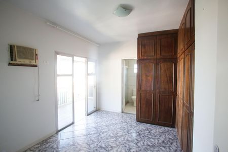 Apartamento à venda com 94m², 2 quartos e 1 vaga Suíte