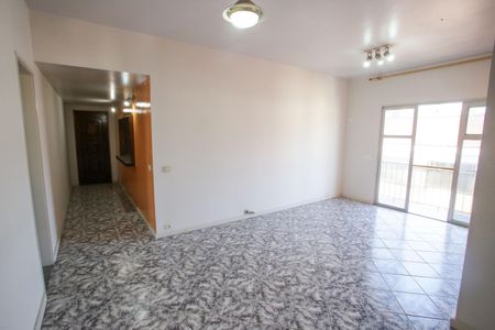 Apartamento à venda com 94m², 2 quartos e 1 vagaSala
