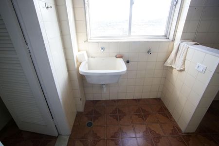 Apartamento à venda com 94m², 2 quartos e 1 vagaÁrea de Serviço