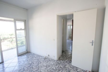 Apartamento à venda com 94m², 2 quartos e 1 vagaQuarto 