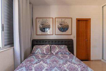 Apartamento à venda com 116m², 3 quartos e 2 vagas Apartamento à venda com 116m², 3 quartos e 2 vagasSuíte