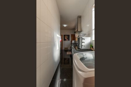 Apartamento à venda com 116m², 3 quartos e 2 vagas Apartamento à venda com 116m², 3 quartos e 2 vagasLavanderia