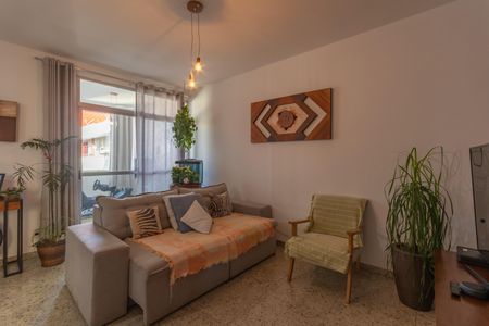 Apartamento à venda com 116m², 3 quartos e 2 vagas Apartamento à venda com 116m², 3 quartos e 2 vagasSala