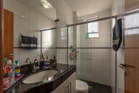 Apartamento à venda com 116m², 3 quartos e 2 vagas Apartamento à venda com 116m², 3 quartos e 2 vagasBanheiro Social