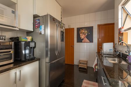 Apartamento à venda com 116m², 3 quartos e 2 vagas Apartamento à venda com 116m², 3 quartos e 2 vagasCozinha
