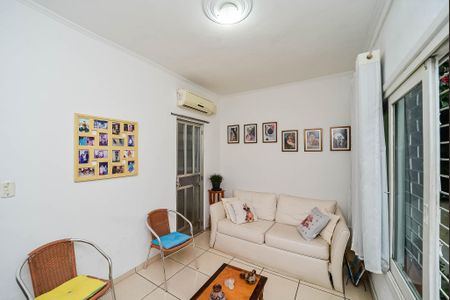 Casa à venda com 180m², 3 quartos e 3 vagas Casa à venda com 180m², 3 quartos e 3 vagasSala 2