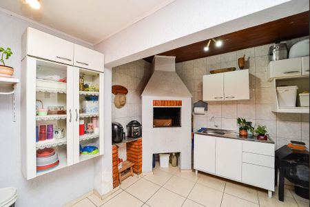 Casa à venda com 180m², 3 quartos e 3 vagas Casa à venda com 180m², 3 quartos e 3 vagasEspaço Gourmet