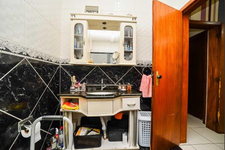 Casa à venda com 180m², 3 quartos e 3 vagas Casa à venda com 180m², 3 quartos e 3 vagasBanheiro da Suíte