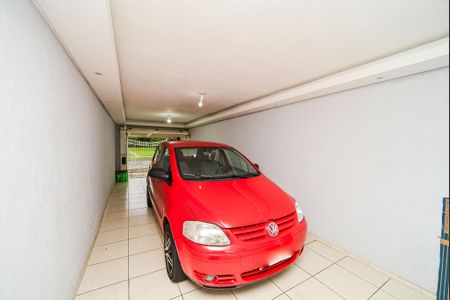 Casa à venda com 180m², 3 quartos e 3 vagas Casa à venda com 180m², 3 quartos e 3 vagasGaragem