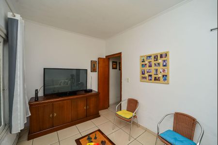 Casa à venda com 180m², 3 quartos e 3 vagas Casa à venda com 180m², 3 quartos e 3 vagasSala 2