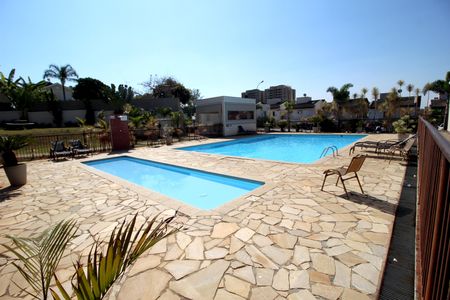 Apartamento para alugar com 48m², 2 quartos e 1 vagaÁrea comum - Piscina