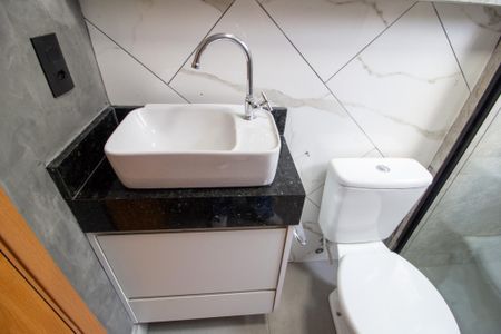 Apartamento para alugar com 48m², 2 quartos e 1 vaga Apartamento para alugar com 48m², 2 quartos e 1 vagaBanheiro