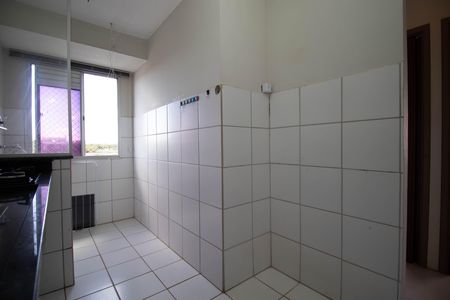 Apartamento para alugar com 48m², 2 quartos e 1 vaga Apartamento para alugar com 48m², 2 quartos e 1 vagaCozinha e Área de Serviço