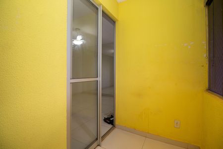 Apartamento para alugar com 48m², 2 quartos e 1 vaga Apartamento para alugar com 48m², 2 quartos e 1 vagaSacada