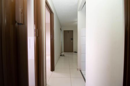 Apartamento para alugar com 48m², 2 quartos e 1 vaga Apartamento para alugar com 48m², 2 quartos e 1 vagaCorredor