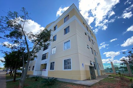 Apartamento para alugar com 48m², 2 quartos e 1 vaga Apartamento para alugar com 48m², 2 quartos e 1 vagaFachada