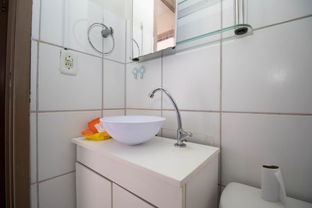Apartamento para alugar com 48m², 2 quartos e 1 vaga Apartamento para alugar com 48m², 2 quartos e 1 vagaBanheiro Social