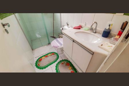 Casa de condomínio à venda com 114m², 2 quartos e 1 vagaBanheiro