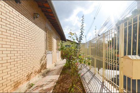 Casa à venda com 255m², 4 quartos e 4 vagasEntrada